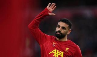 "حل وسط".. محمد صلاح يقترب من تجديد عقده مع ليفربول لمدة موسمين