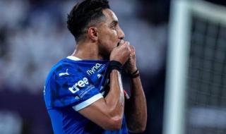 "الدوسري" يسجل هدف التعادل للهلال في شباك الاتحاد (فيديو)