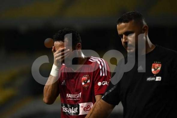 محمد هاني وكريم فؤاد يطيران إلى النمسا لإجراء فحوصات طبية