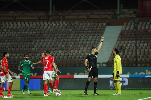 مراقب مباراة الأهلي والاتحاد يعتذر للصحفيين ويصرح: لم أتلفظ بأي شيء